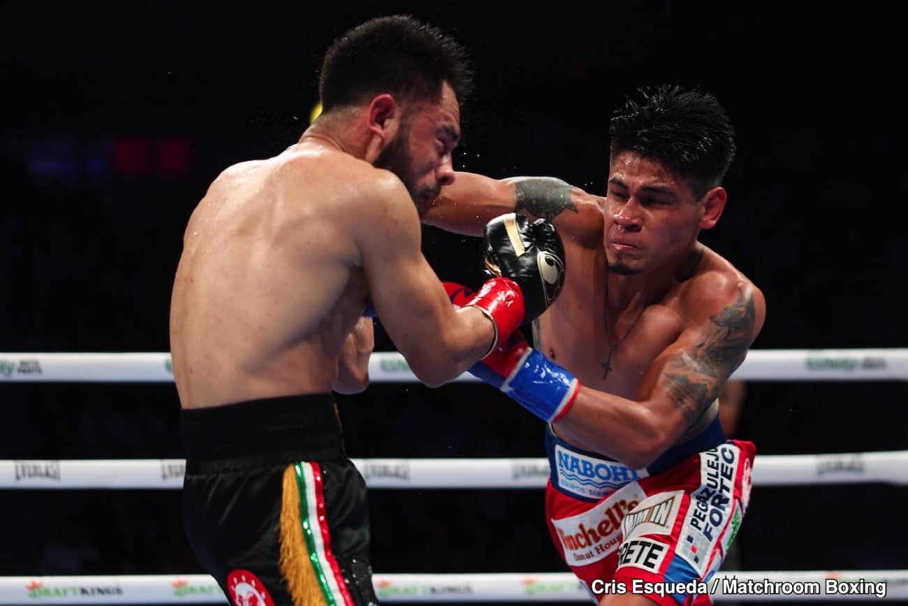 Image: A Disciplined Emanuel Navarrete Shows His Potential Against Sugar Nunez