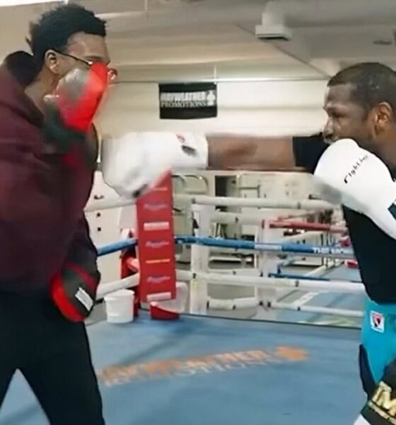 Floyd Mayweather trains in the gym ahead of his Manny Pacquiao rematch at age 49