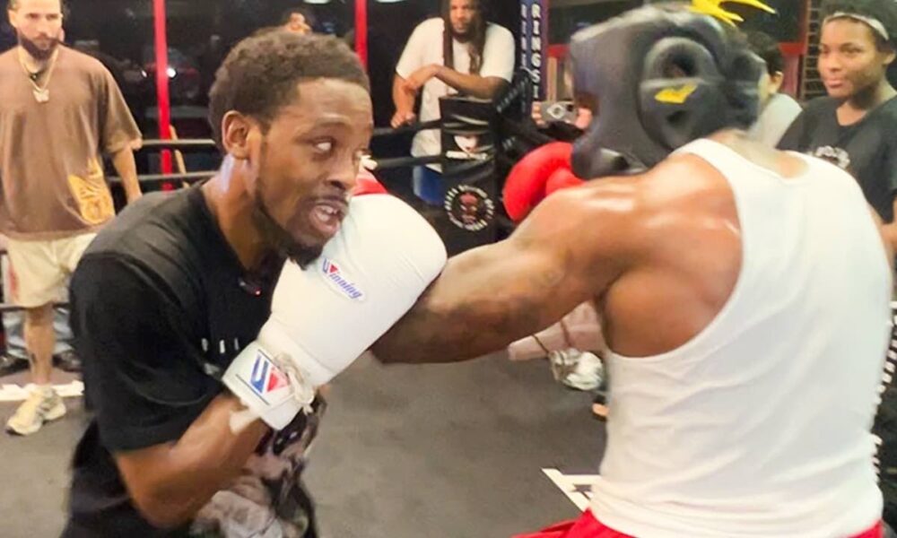 Keyshawn Davis SPARRING Aaron The Plumber Gets TOO REAL — Puts “Belt To Ass” on All Comers