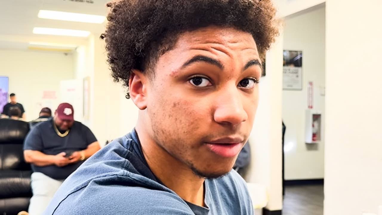 Mayweather Protege Joseph Brown WARNS Pacquiao on His Only Chance to Win