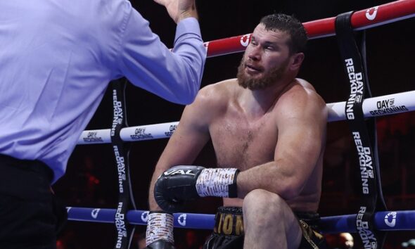 Arslanbek Makhmudov was outclassed by Agit Kabayel. Source: Matchroom