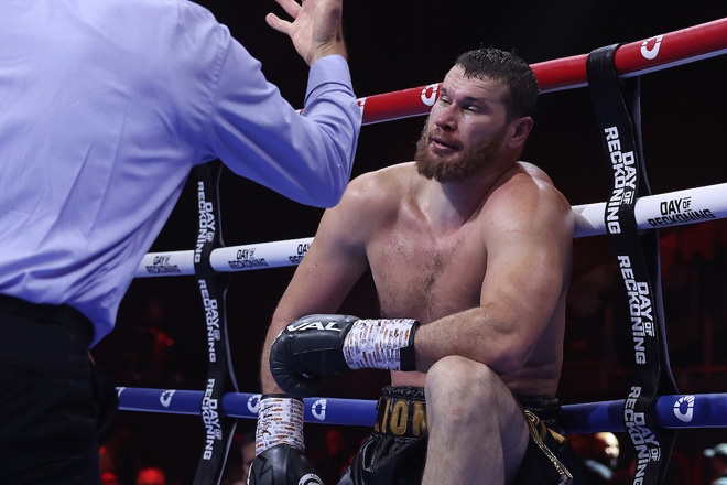 Arslanbek Makhmudov was outclassed by Agit Kabayel. Source: Matchroom