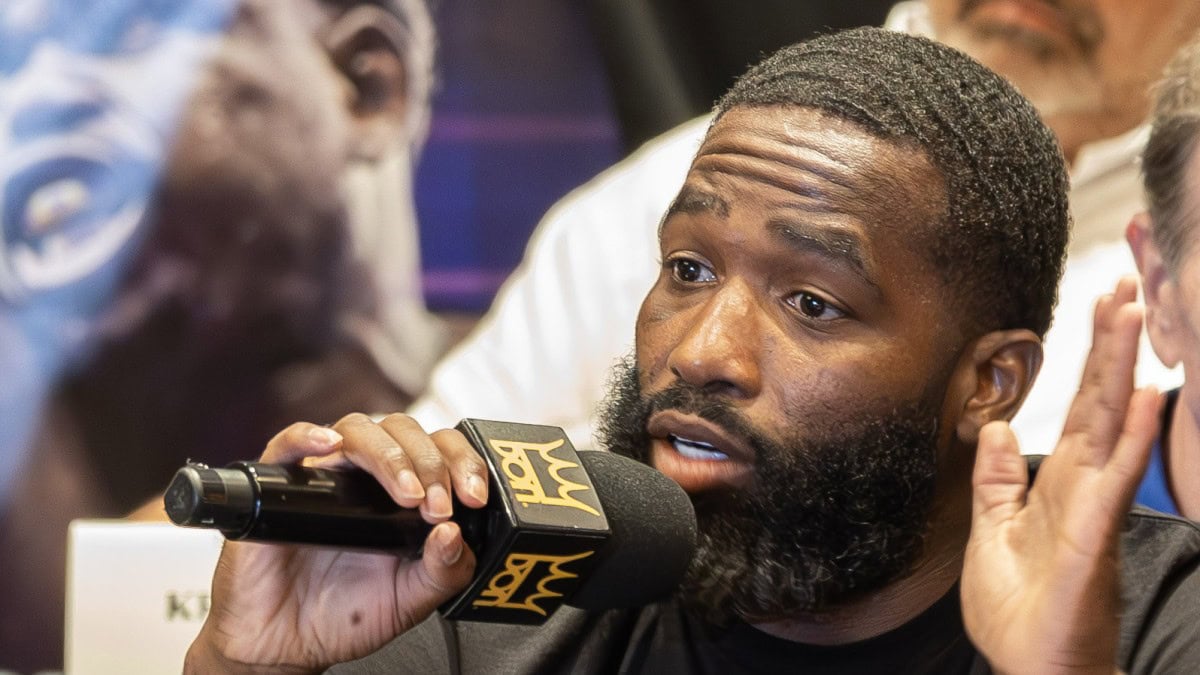 Adrien Broner talks at the press conference for his last fight.