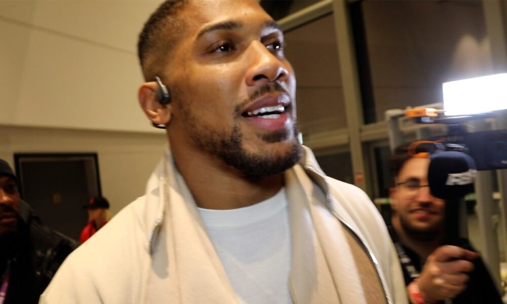 Anthony Joshua IMMEDIATE REACTION TO TYSON FURY CALLOUT: 'I AM THE LANDLORD!!