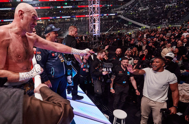Fury called out Joshua after beating Makhmudov. Photo: Mark Robinson