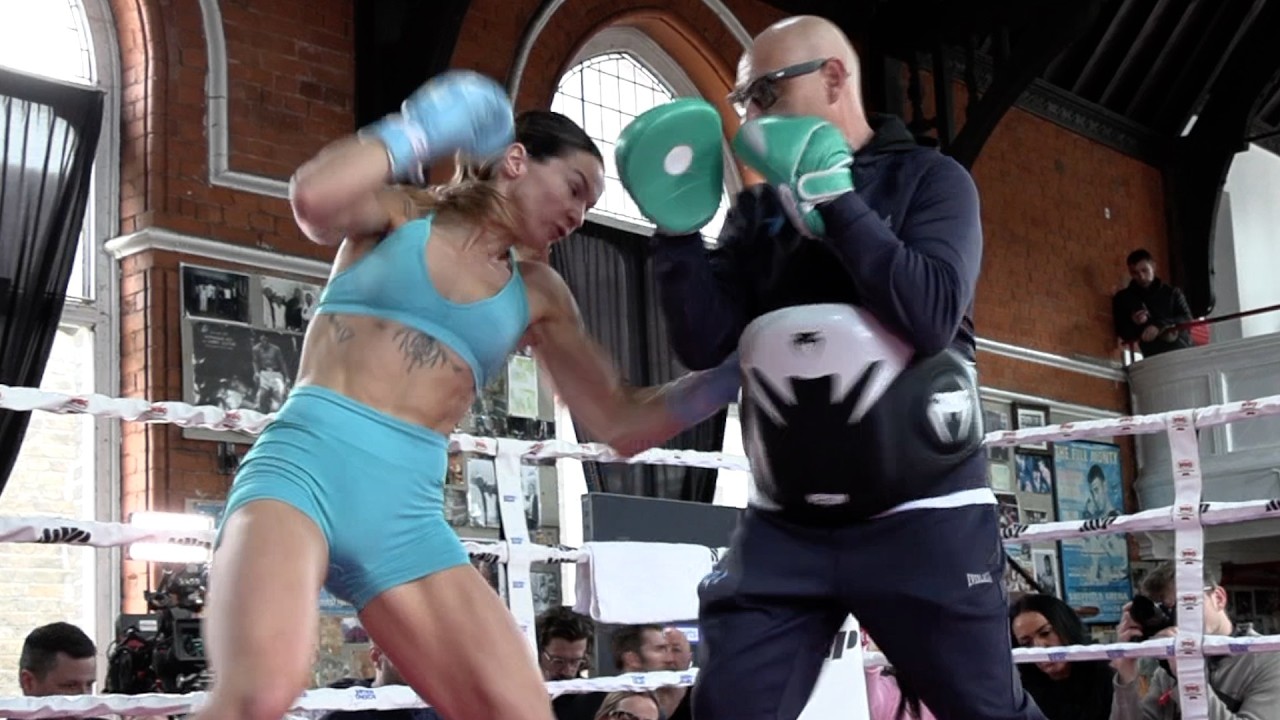 Terri Harper HAMMERS Pads Ahead of Caroline Dubois Fight