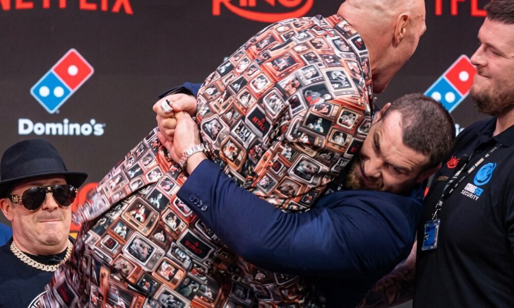 Image: Tyson Fury Says He’s “The Hunter Again” Before Makhmudov