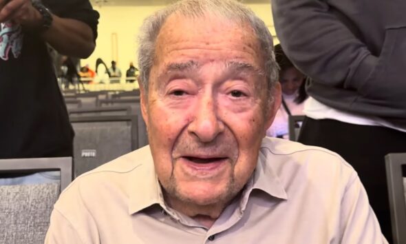 Bob Arum REACTS to Keyshawn Davis Missing Weight & Lomachenko Comeback