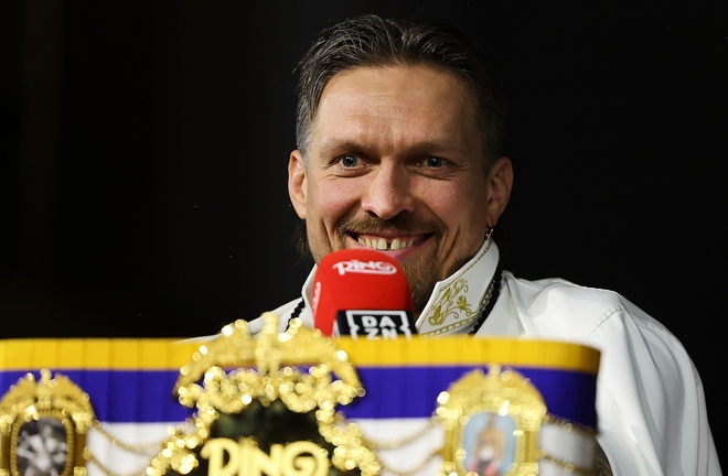 Oleksandr Usyk was the heaviest in his career, ahead of Rico Verhoeven. Source: Mark Robinson/Boxing on Matchroom