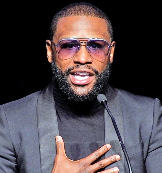 Image: Floyd Mayweather Jr. Faces Passport Ban Over $7.25M IRS Debt