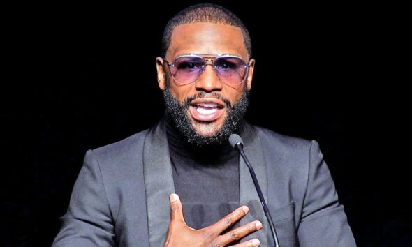 Image: Floyd Mayweather Jr. Faces Passport Ban Over $7.25M IRS Debt