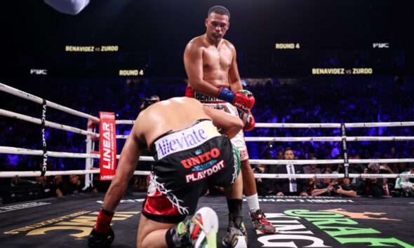 David Benavidez dominates Zurdo Ramirez with a fourth-round knockdown during their cruiserweight fight