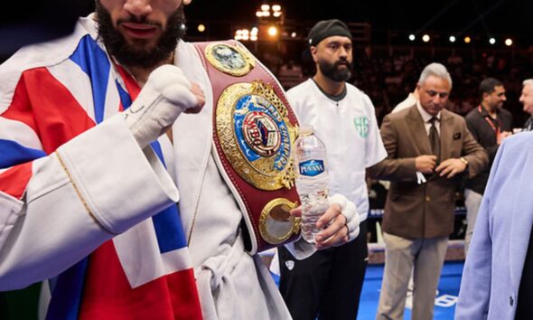 Image: Hamzah Sheeraz Expected To Beat Canelo If Fight Happens