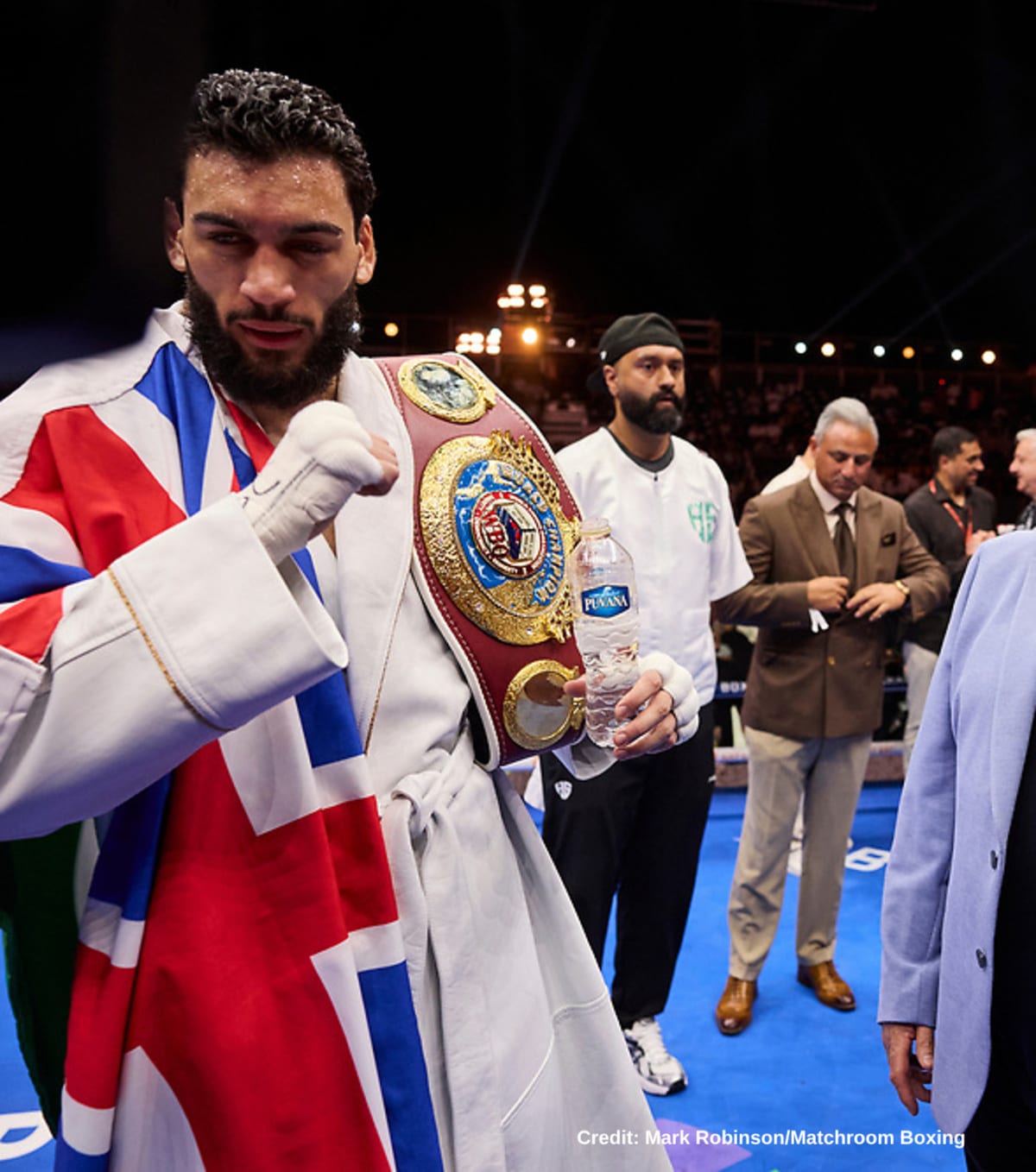 Image: Hamzah Sheeraz Expected To Beat Canelo If Fight Happens
