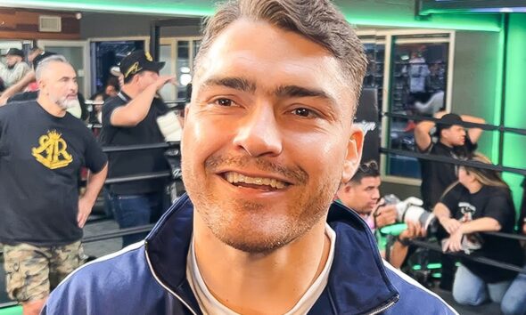 “Hitchins Quit!” Oscar Duarte CLOWNS Richardson Hitchins — CALLS OUT Pitbull Cruz