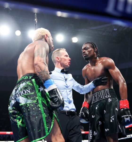 Image: Kelvin Davis Escapes With Split Decision Over Dobson