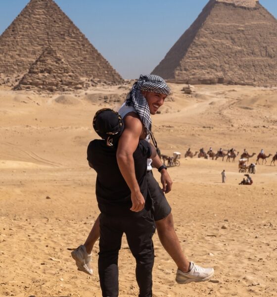 Image: Terence Crawford Overpowers Jai Opetaia In Egypt Clip