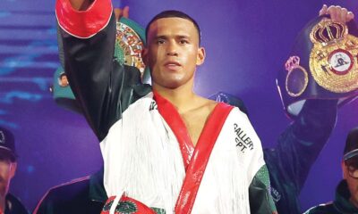 David Benavidez accused of backing down from facing KO artist former champ: “They changed their minds”