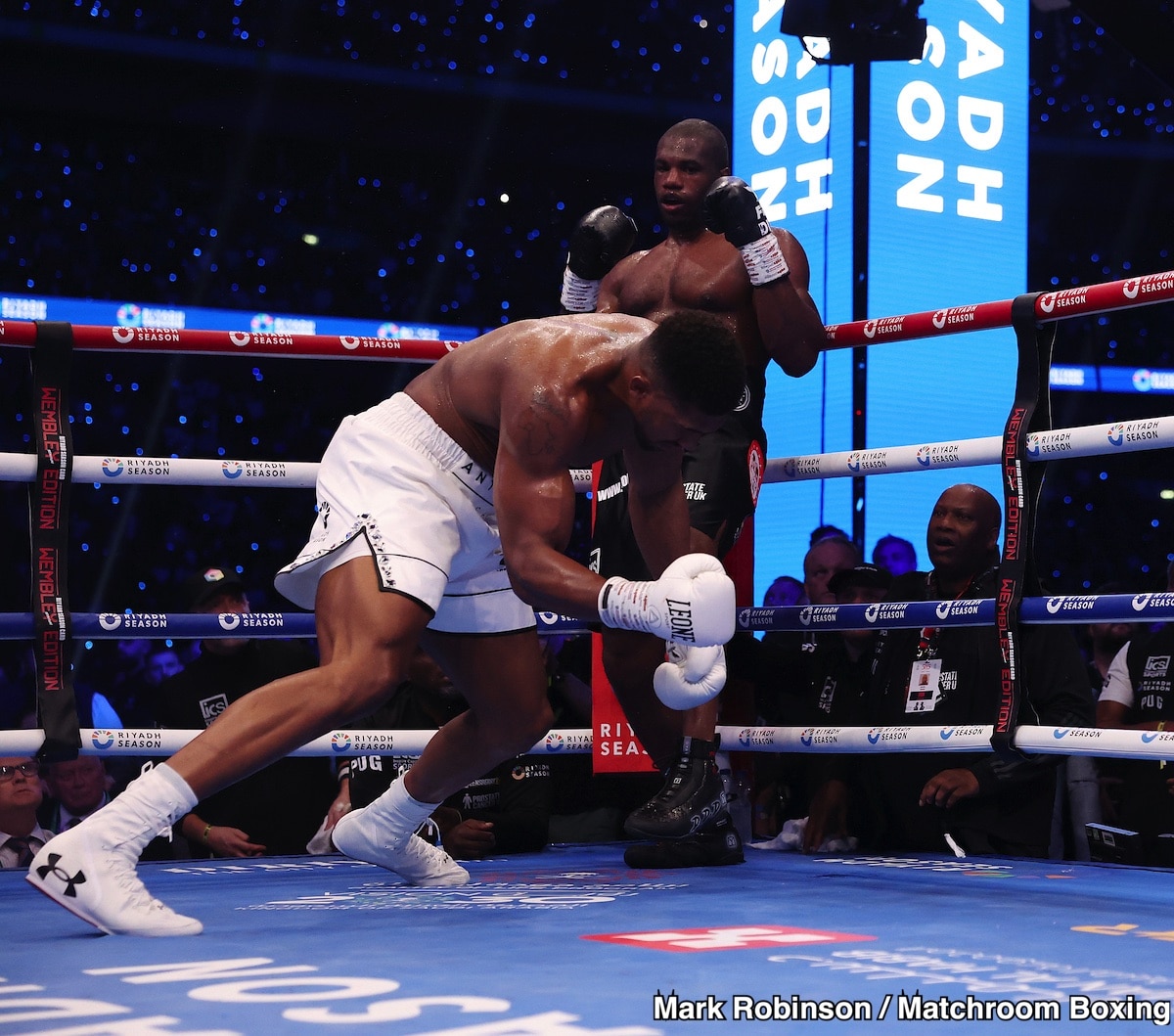 Image: Frank Warren Says Tyson Fury Will Do What Daniel Dubois Did To Joshua