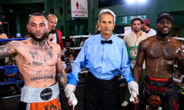 Image: Jahyae Brown, Anthony Vieira Fight To Split Draw At Fenway Park