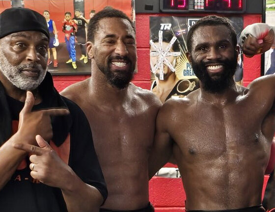 Ennis sparring with Andrade. Photo: YSM Sports Media