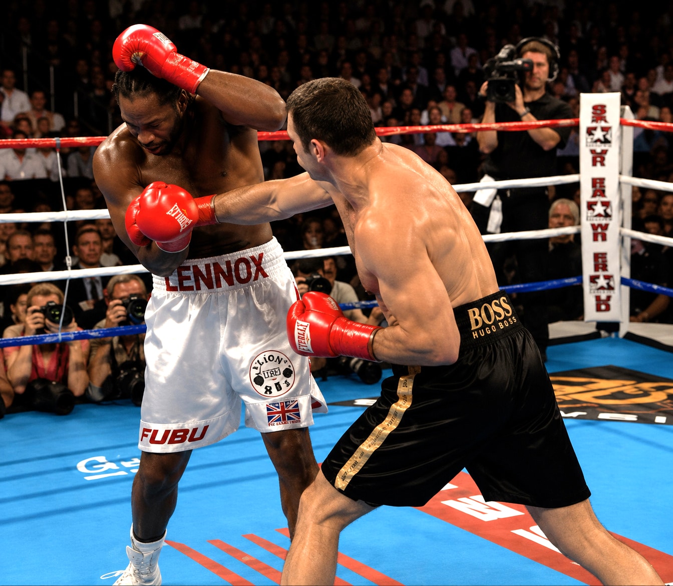 Image: June 21, 2003: Lennox Lewis Ends Career With Controversial TKO Win Over Vitali Klitschko