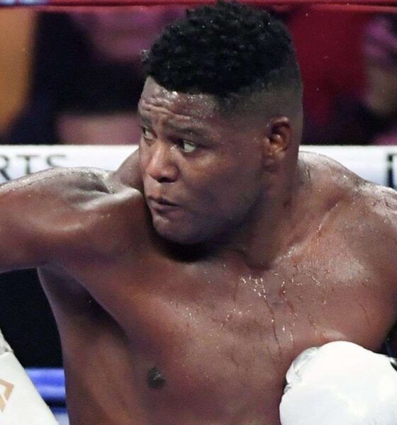 Luis Ortiz punches novice opponent through the ropes in bizarre ring return