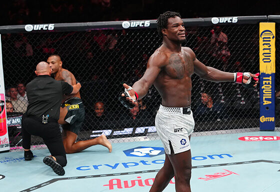 Damian Pinas: 'I'm not here to finish fights early; it just happens'