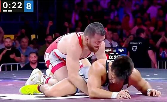 Merab Dvalishvili beats Henry Cejudo in wild wrestling comeback at RAF Georgia
