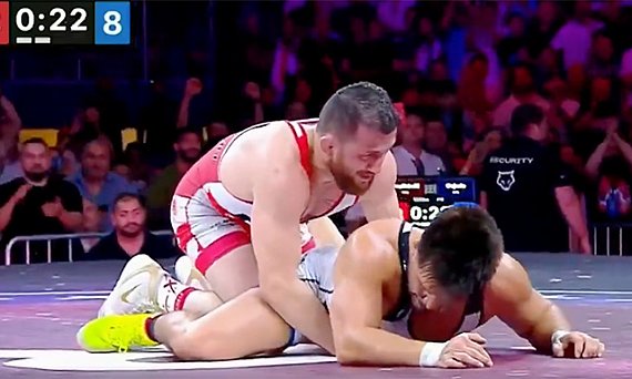Merab Dvalishvili beats Henry Cejudo in wild wrestling comeback at RAF Georgia
