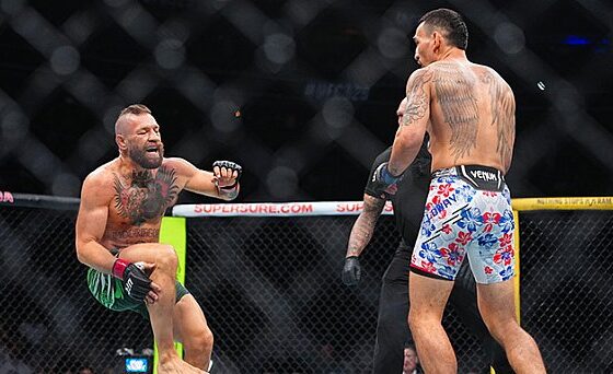 Knee injury ends Conor McGregor&rsquo;s return 69 seconds into UFC 329 main event
