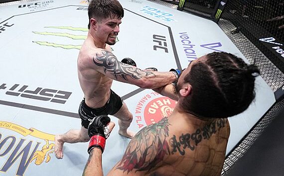 Report: Trevor Peek, Kurtis Campbell added to UFC Paris card