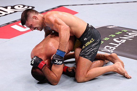 Islam Makhachev found a &lsquo;Garry clone&rsquo; for UFC 330 camp