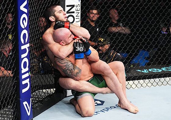 A larger ADCC champion couldn&rsquo;t solve Islam Makhachev&rsquo;s grappling