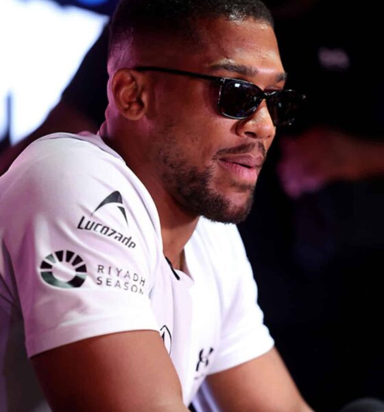 "Anthony Joshua Urged to Dominate Kristian Prenga by Gareth Davies"