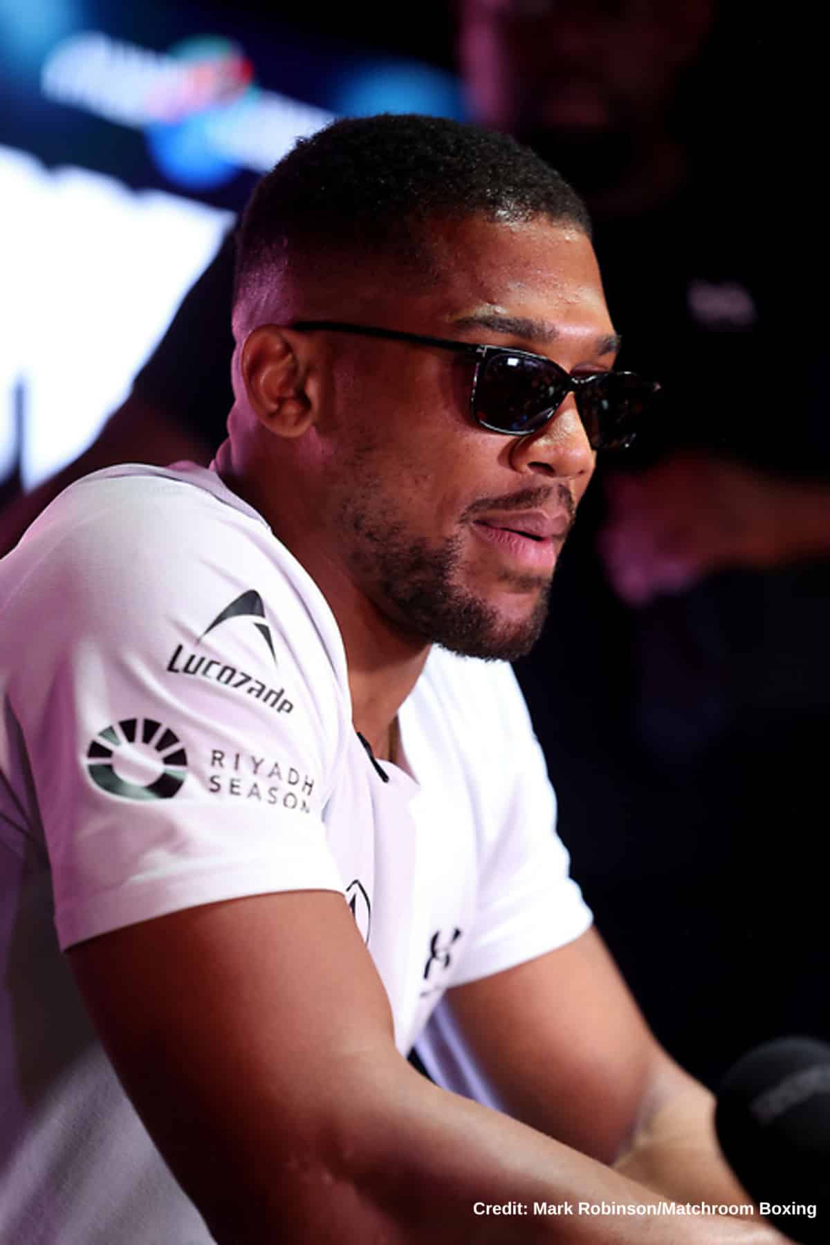 "Anthony Joshua Urged to Dominate Kristian Prenga by Gareth Davies"