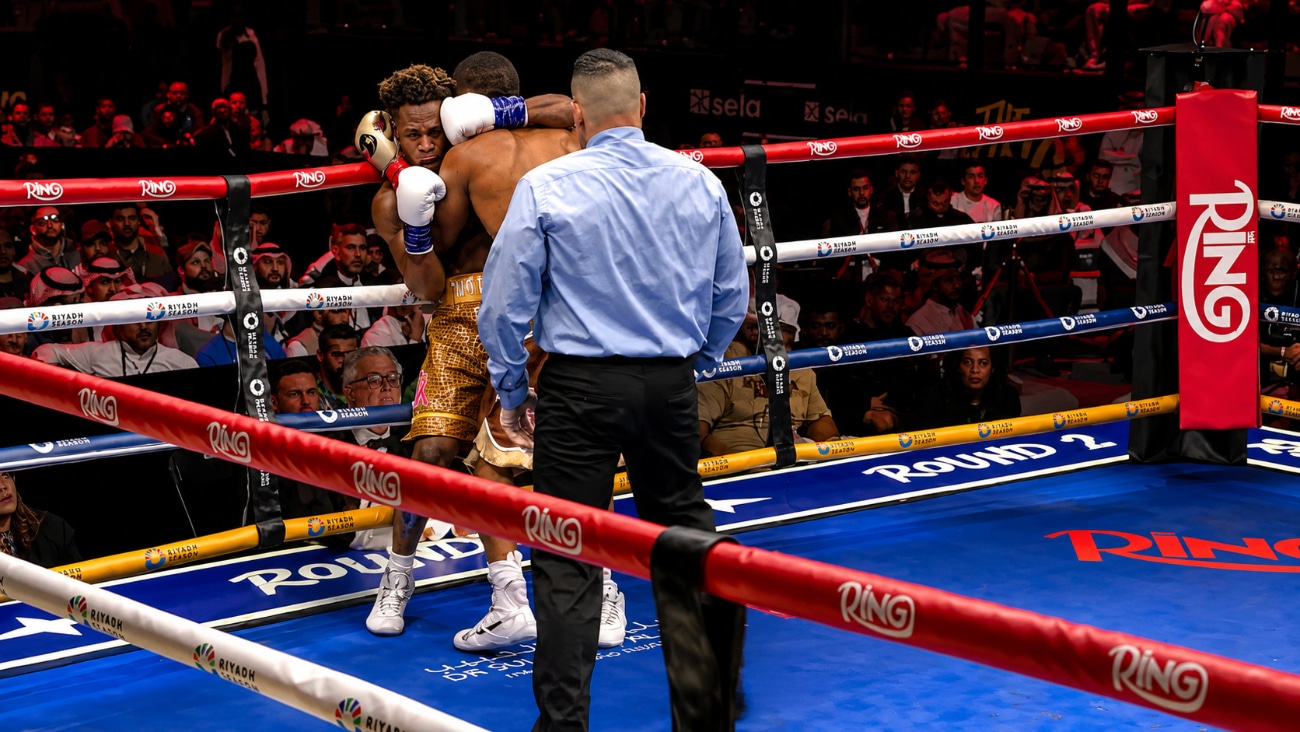"Devin Haney Defends His Clinch-Heavy Style: 'I Came Pretty Damn Far'"
