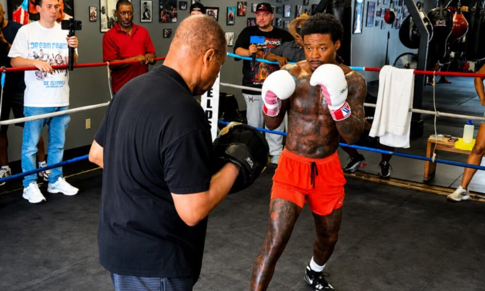 "Roy Jones Jr. Advises Errol Spence to Pursue Vergil Ortiz Over Boots Ennis"