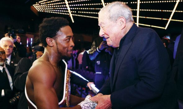 "Bob Arum Identifies Key Fighter with Edge to Beat Keyshawn Davis in Boxing Showdown"