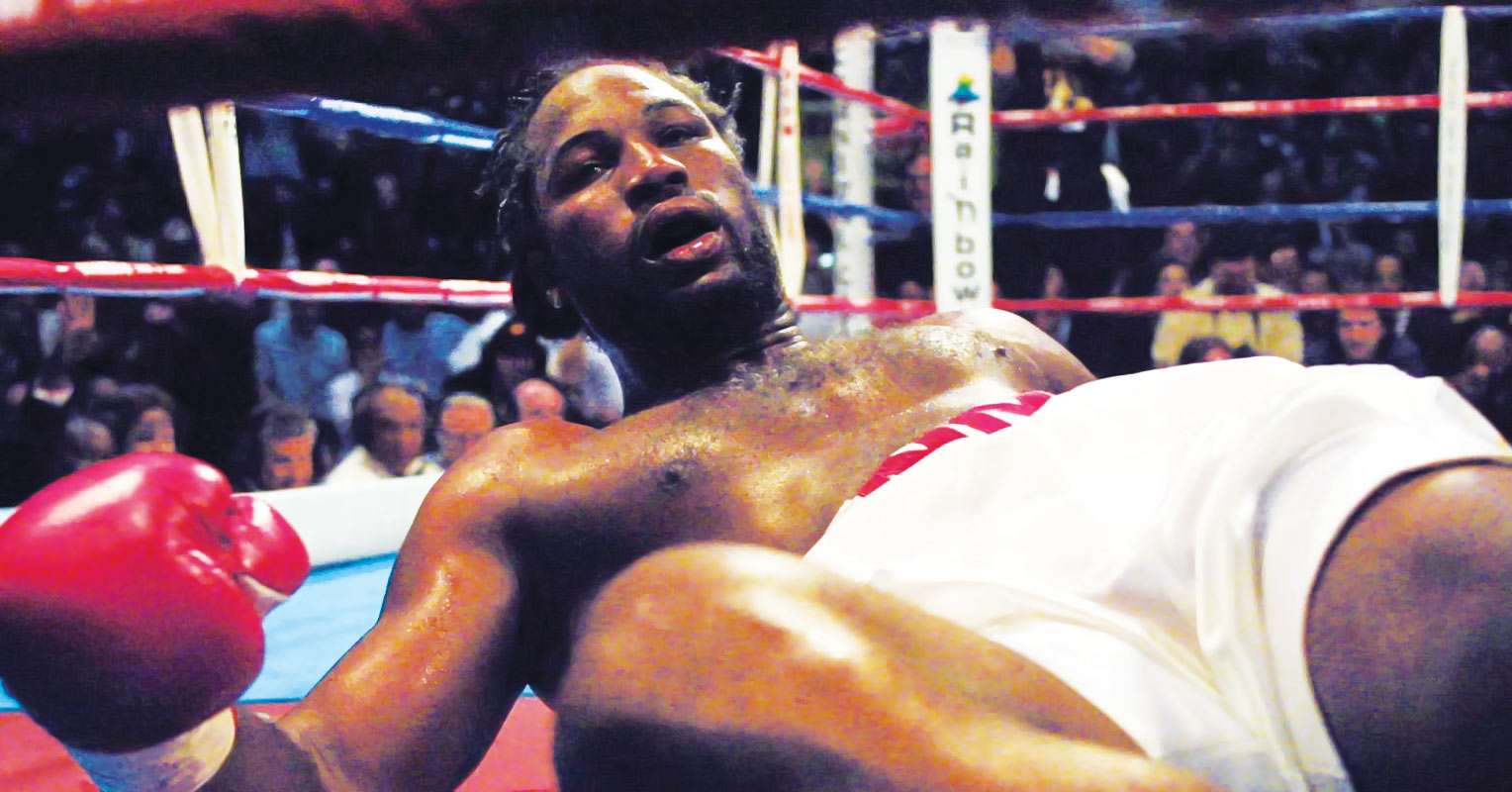 "Heavyweight Champion Who KO'd Lennox Lewis Declares Unstoppable Comeback Date in Boxing News"