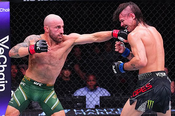 Alexander Volkanovski already training for the undefeated fighter he expects next