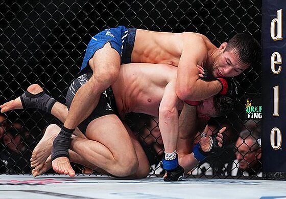 Stephen Thompson issues warning about Shavkat Rakhmonov&rsquo;s return