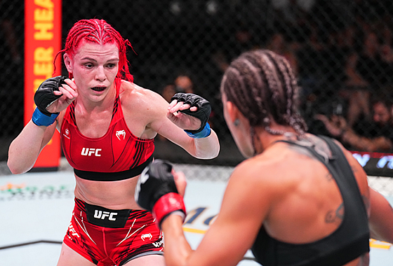 Gillian Robertson breaks silence on Din Thomas controversy
