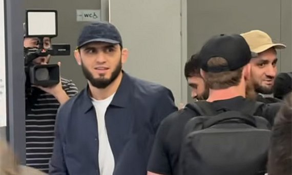 Islam Makhachev says Alexander Volkanovski is no longer at his peak