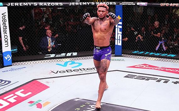 Sean Brady spots major Carlos Prates weakness against Islam Makhachev