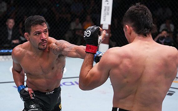 Rafael dos Anjos nearly retired after three surgeries: 'Man, this is it'