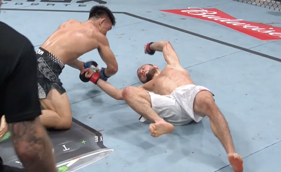 Yadong Song crushes Umar Nurmagomedov in big upset at UFC Shanghai