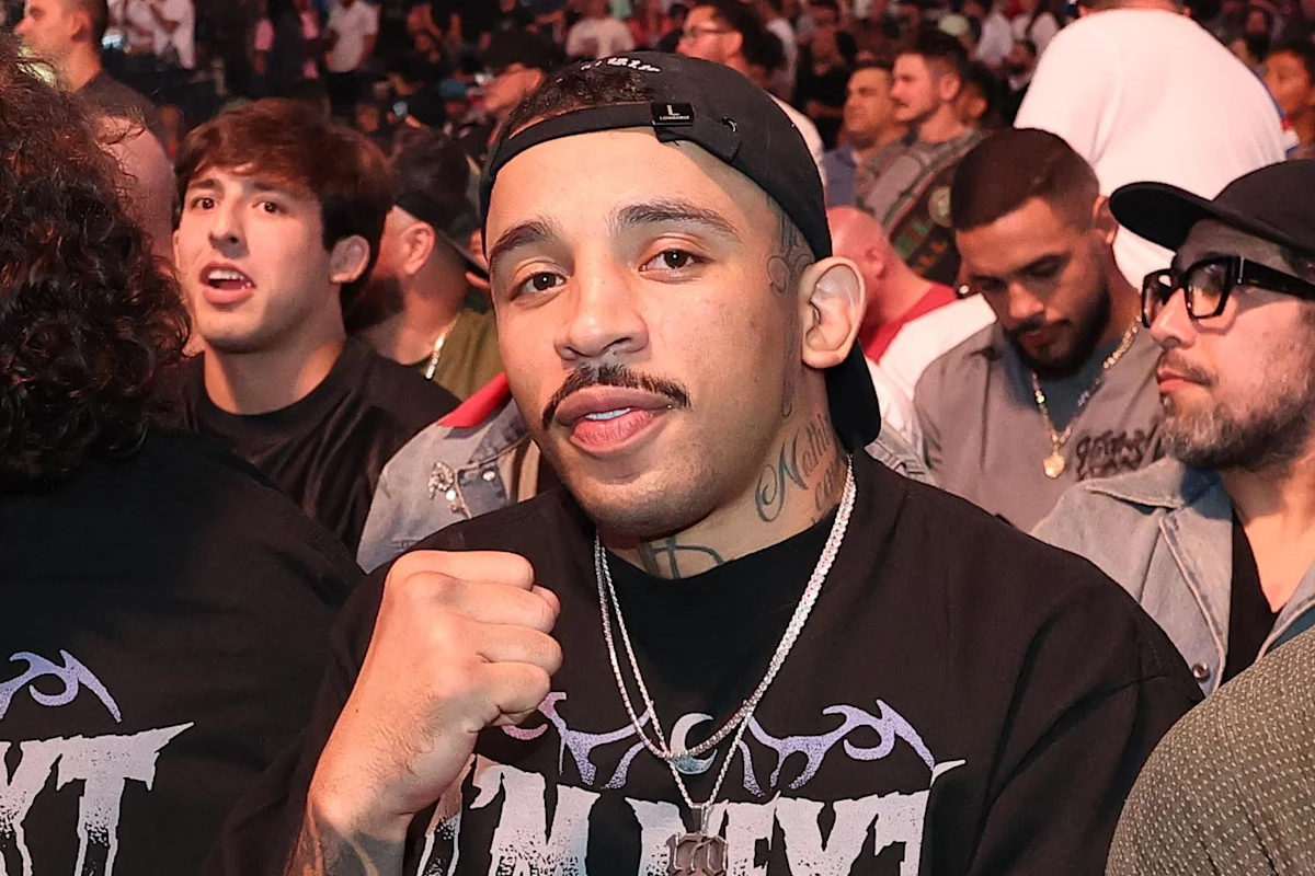 Carlos Prates welcomes rocky start against Islam Makhachev to score KO: "I think I'm going to start by getting smashed"