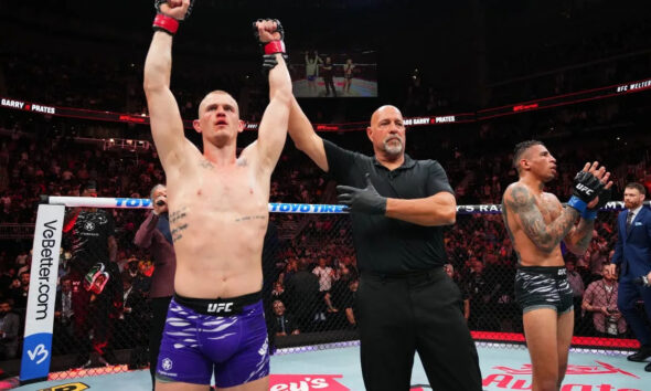 Ian Machado Garry warns frenemy Carlos Prates amid possible rematch: "I whooped his ass for 24 minutes"