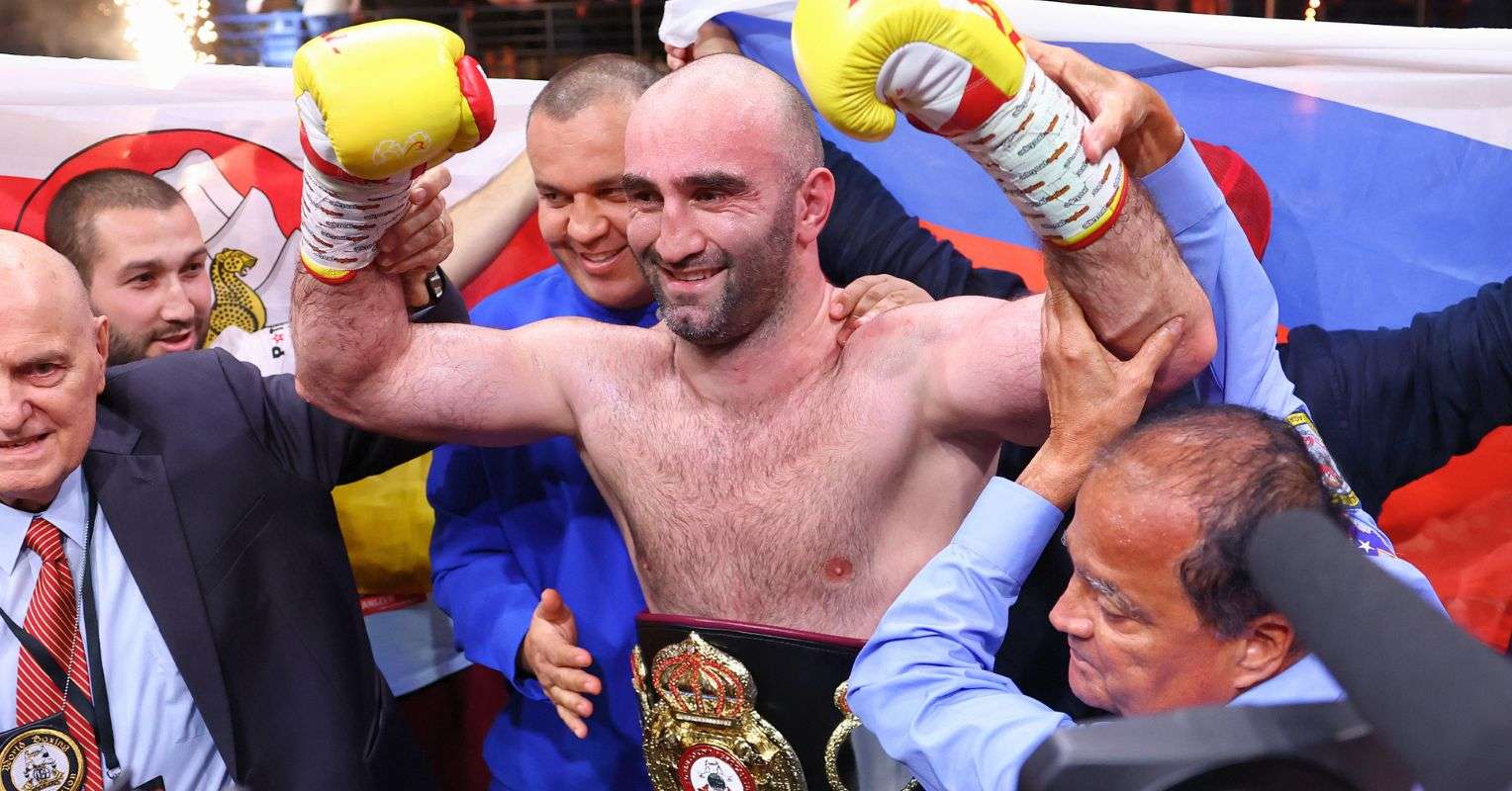 "US Heavyweight Negotiates Showdown with Murat Gassiev for World Title"